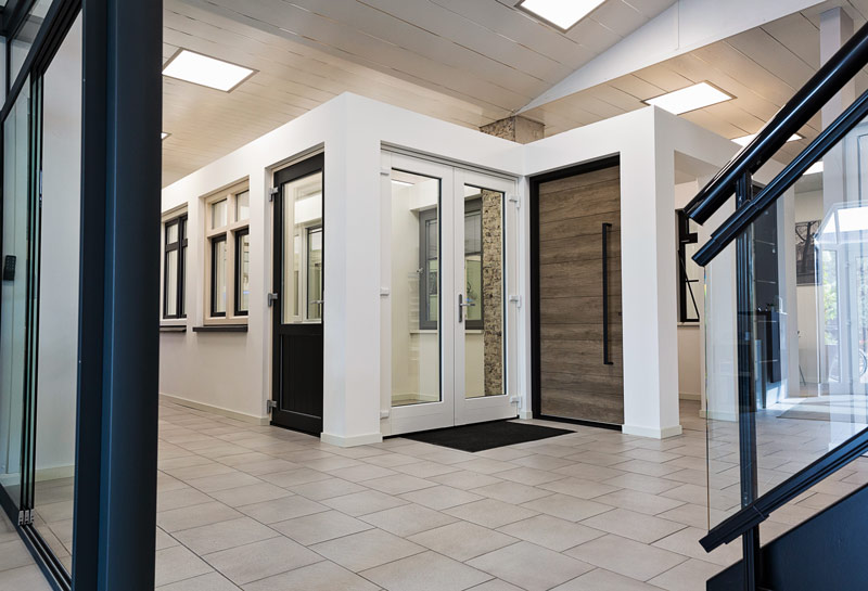 Showroom-deuren-kozijnen
